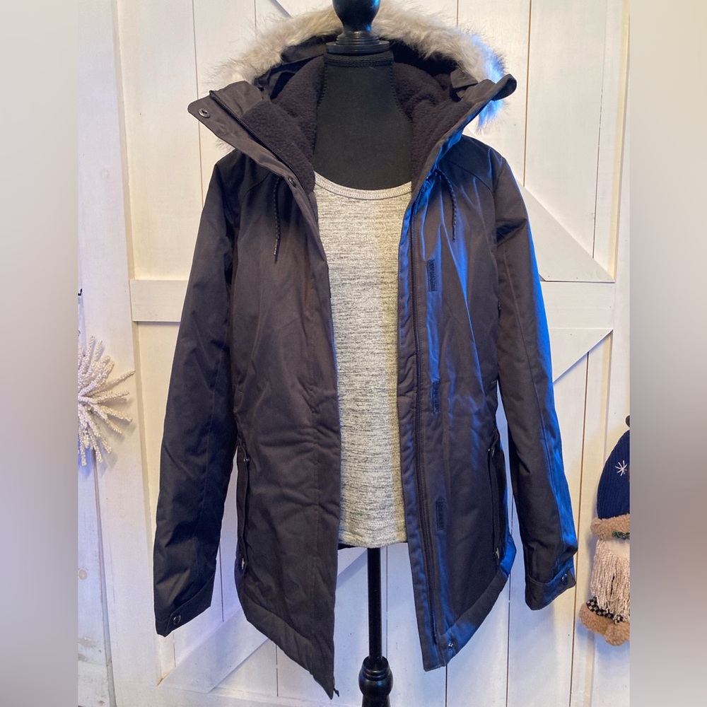 Columbia Women's Warm Winter Hooded Jacket Black